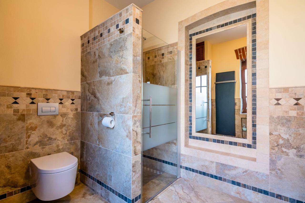 Apartament Lux Unirii Тімішоара Екстер'єр фото